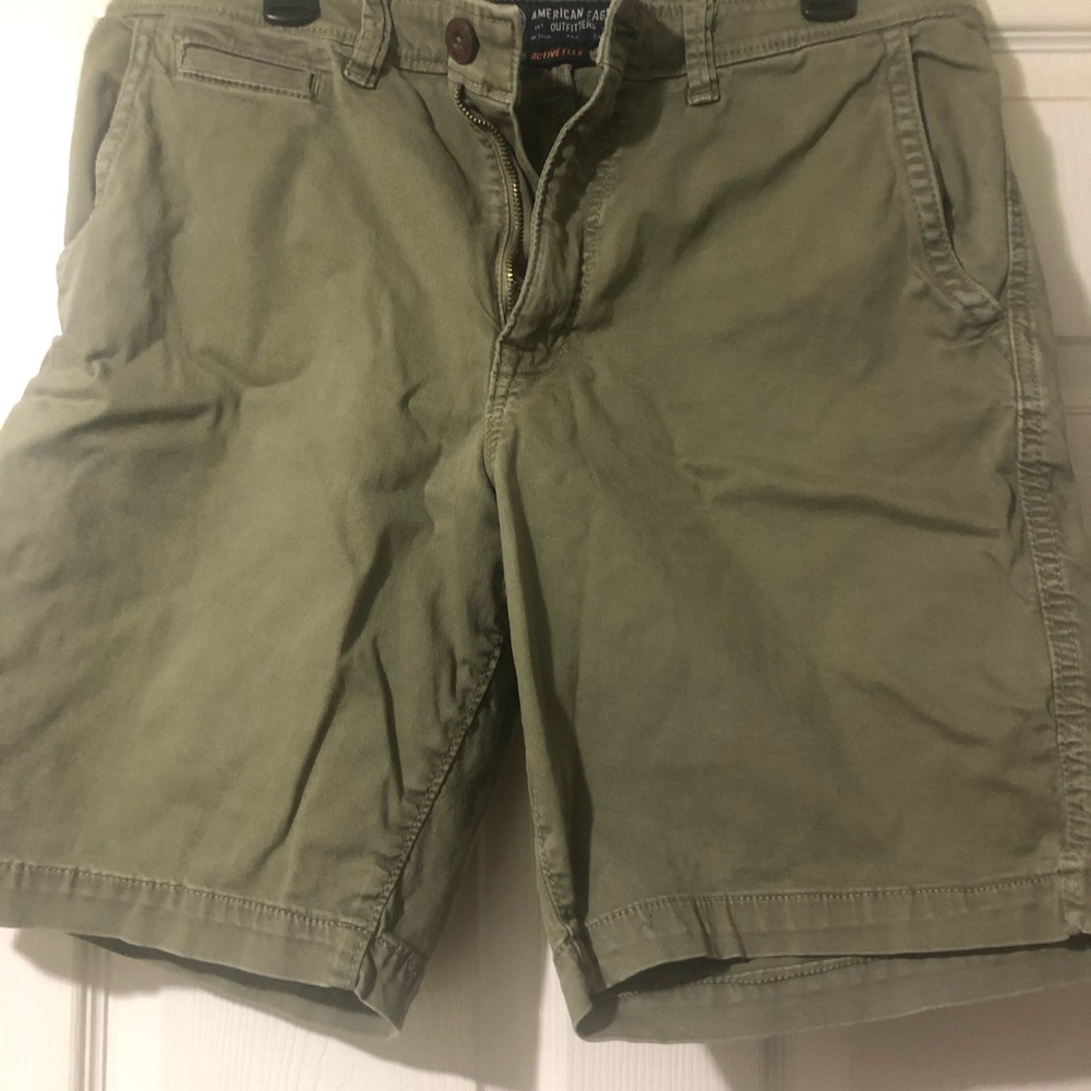 American Eagle Outfitters Olive Men's Flat Front Chino Shorts